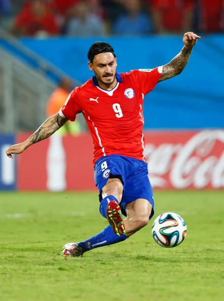 Chile’s Mauricio Pinilla – photo from Zimbio.