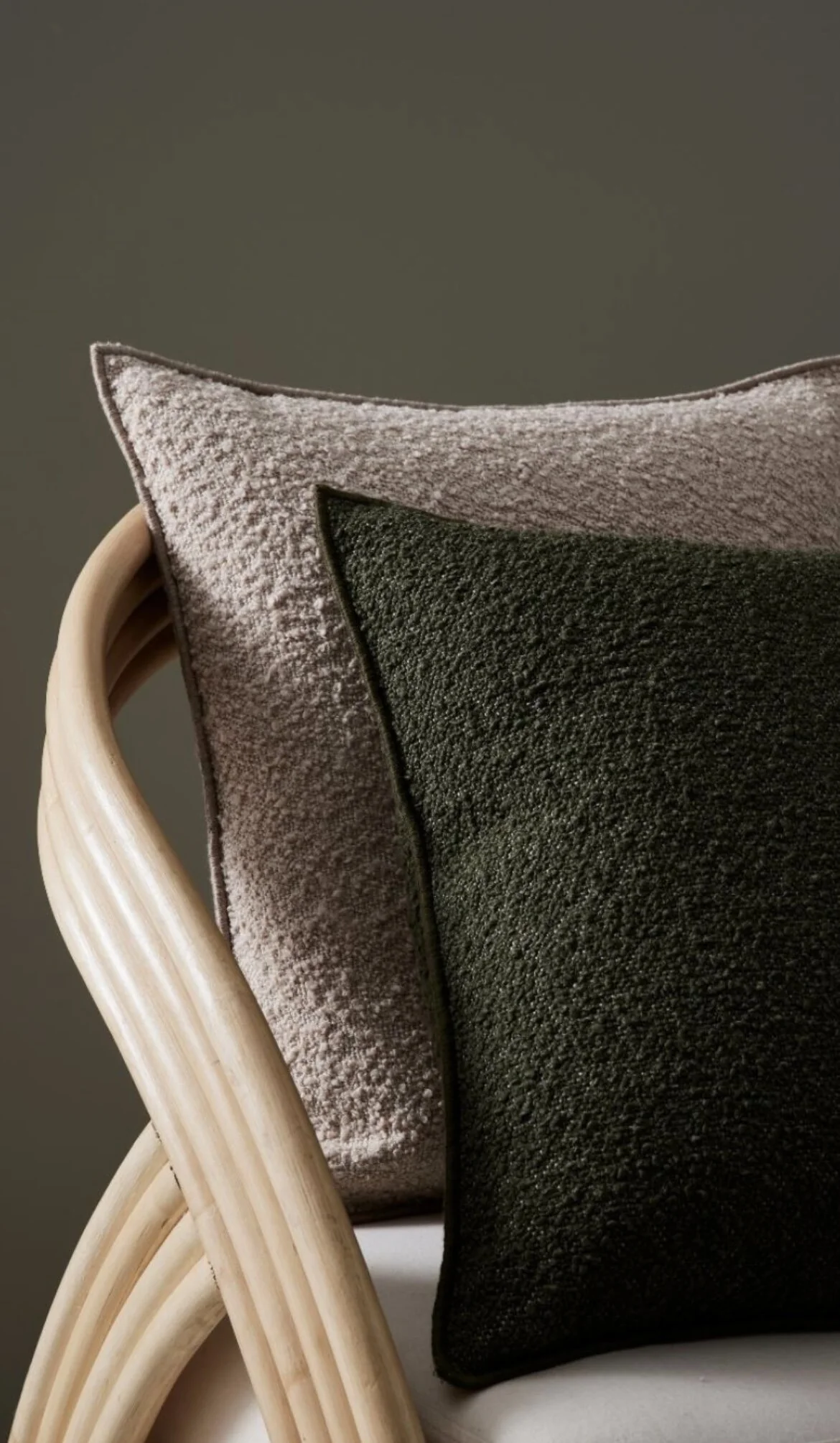 3828F68D-B554-49D8-A22E-0DEA5CB3D691