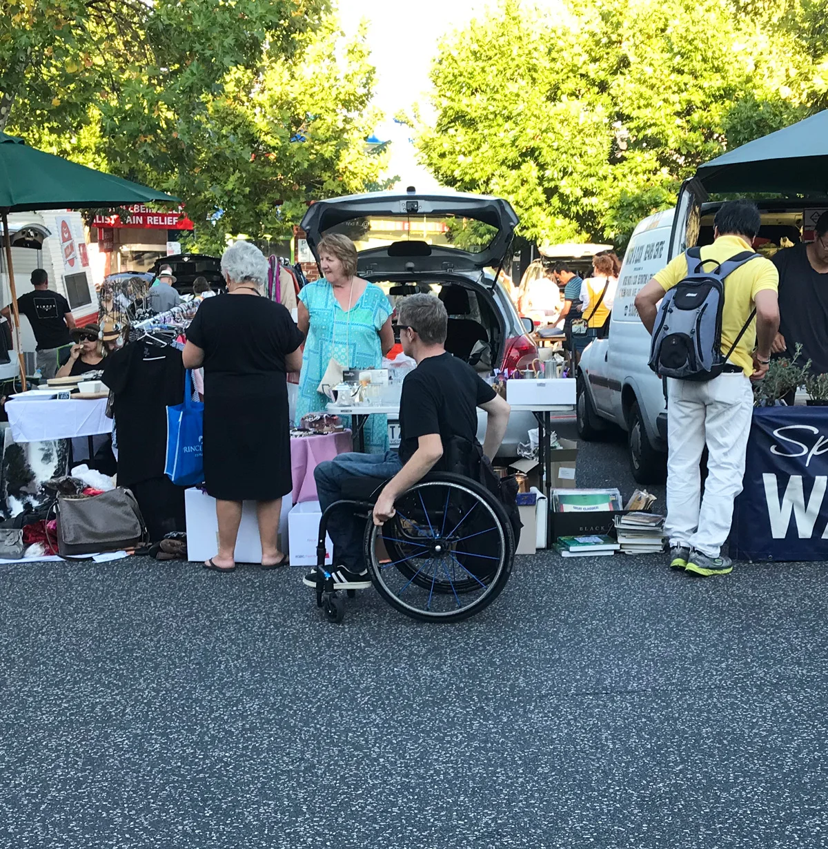 Camberwell-Market-just-browsing.jpg