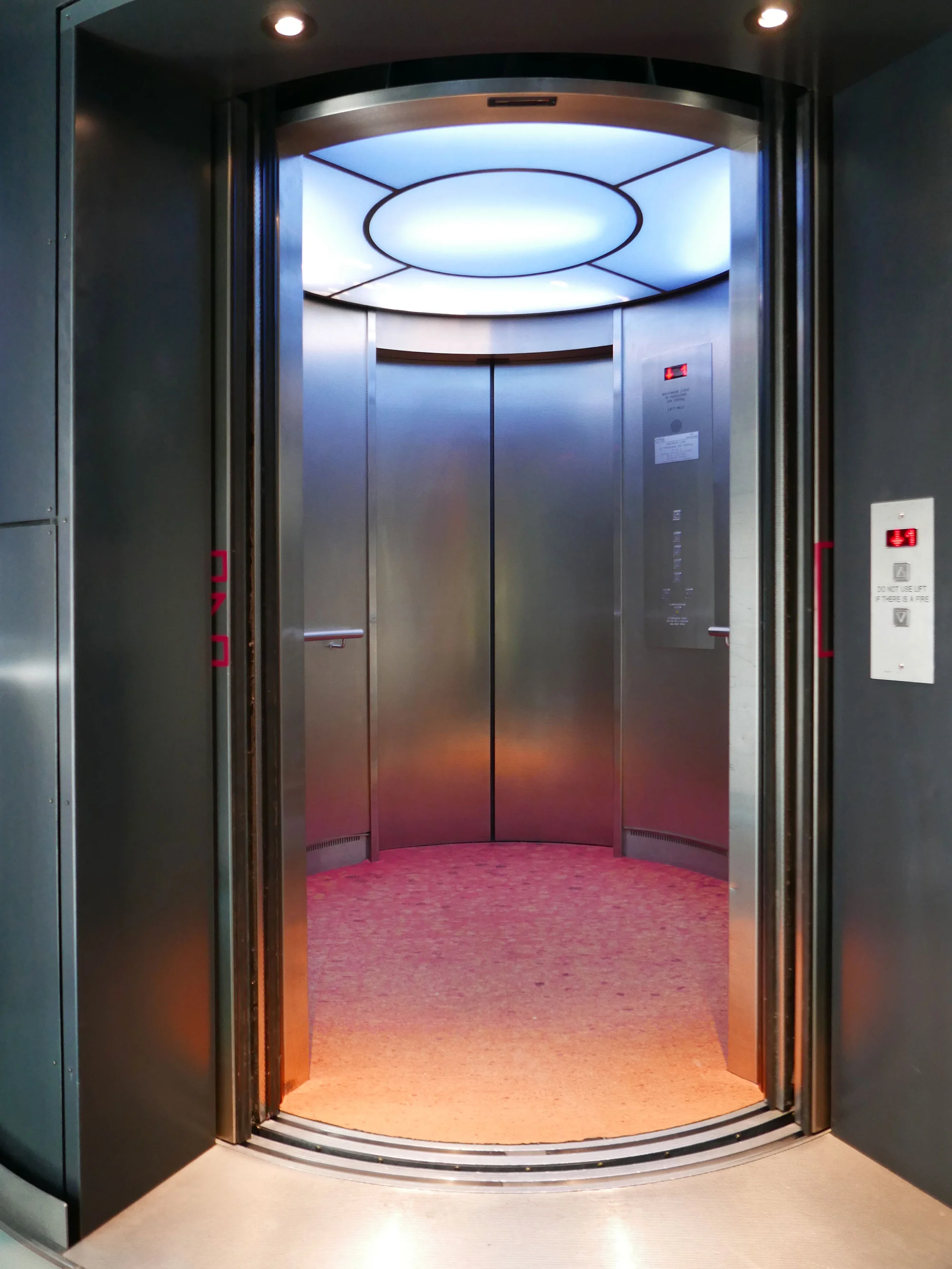 NGV-int-lift.jpg