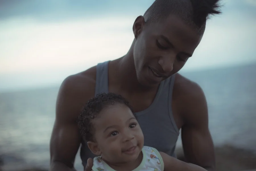 1H4A9986-PJM-GOON-MAN-&-BABY-HAVANA-CUBA.jpg