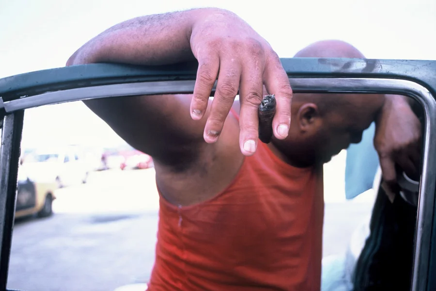 F1020013-PJM-GOON-CUBA-WORKING-CAR-CIGAR.jpg