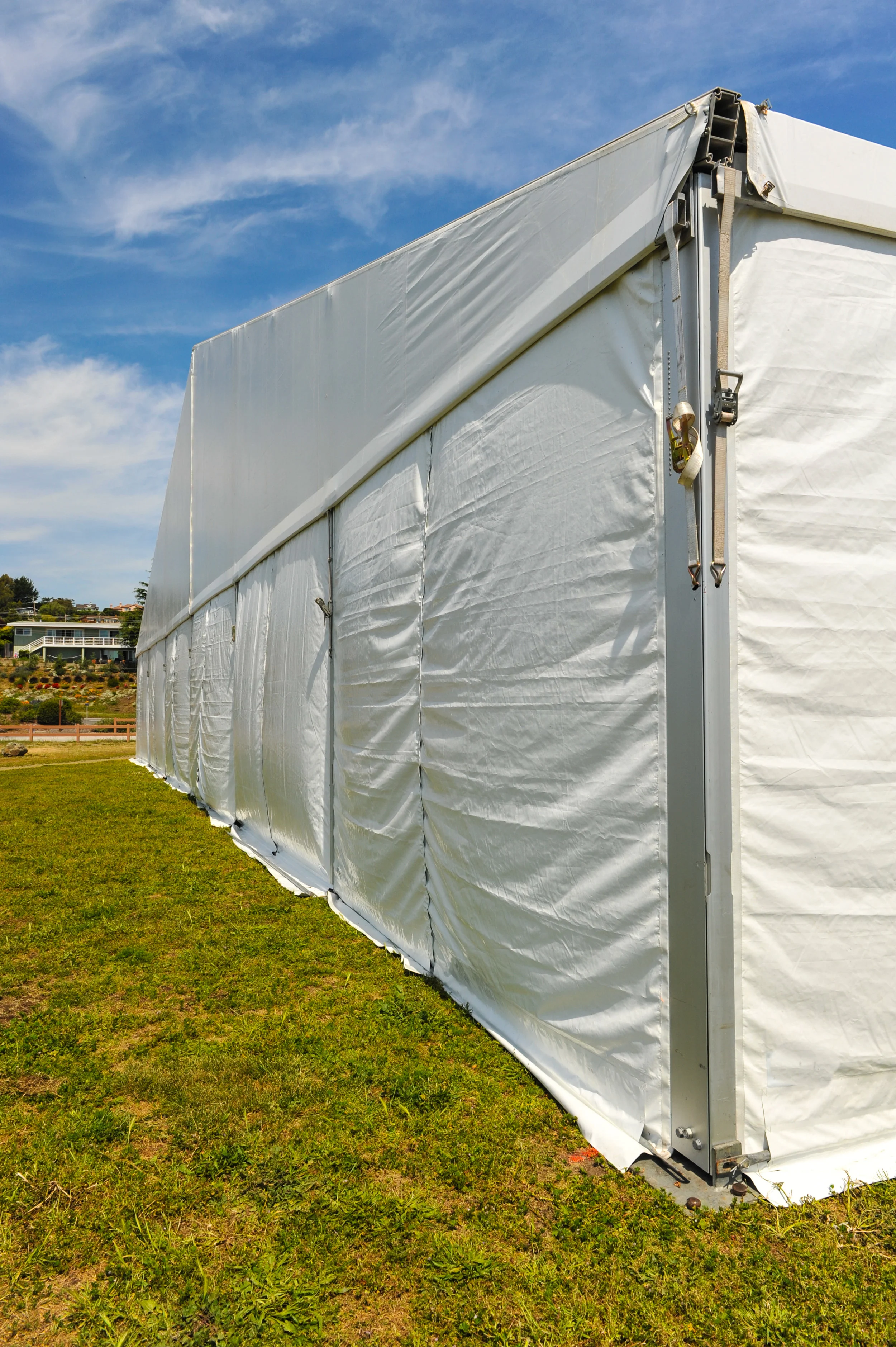 25m Clearspan Tent & White Walls.jpeg