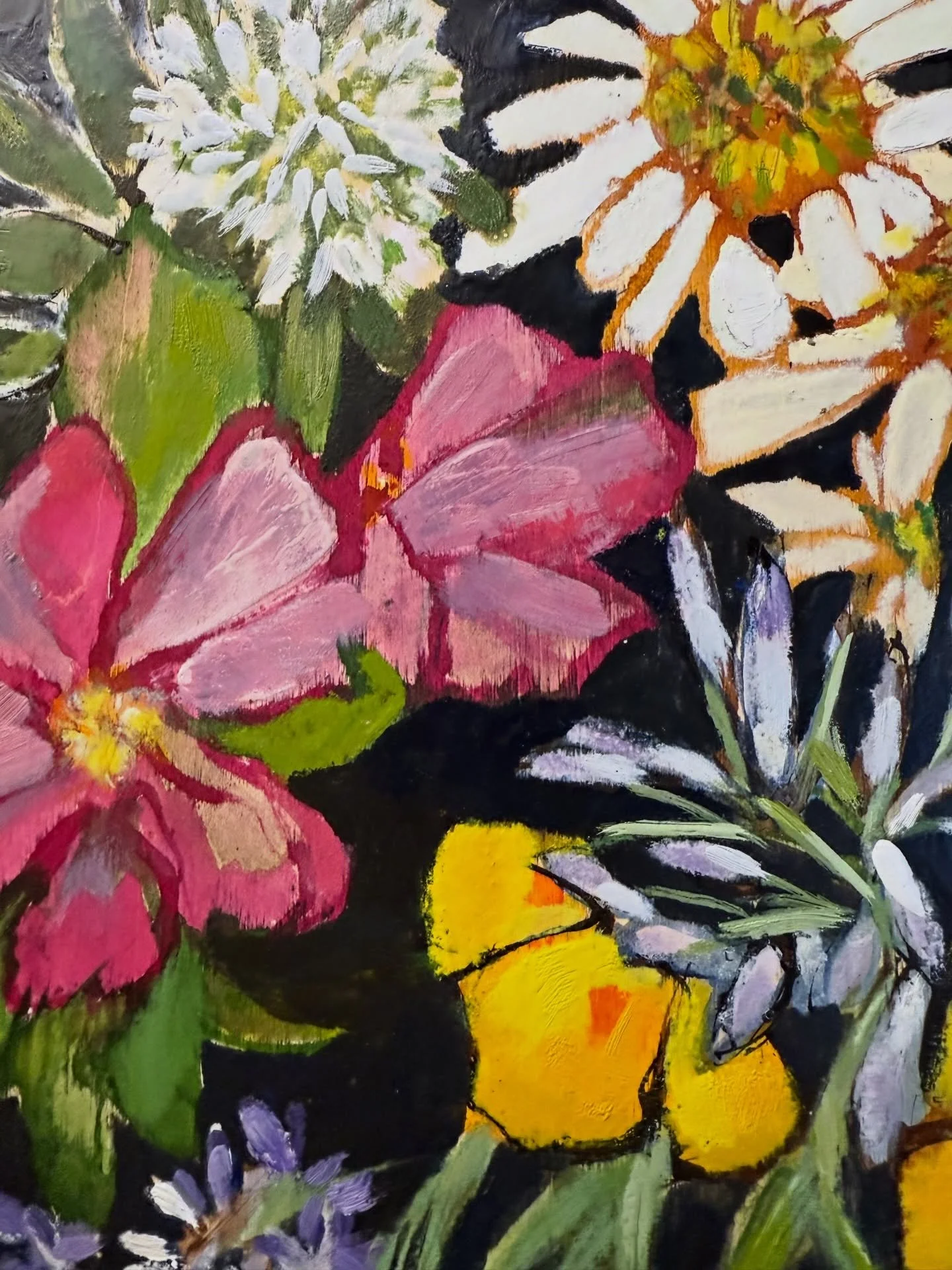 Detailed shot from a recent ink/encaustic commissioned gift, where I drew inspiration from images of his late mom&lsquo;s favorite flowers 🌺 

#encaustic
#inkandencaustic
#floral
#commission
#givethegiftofart