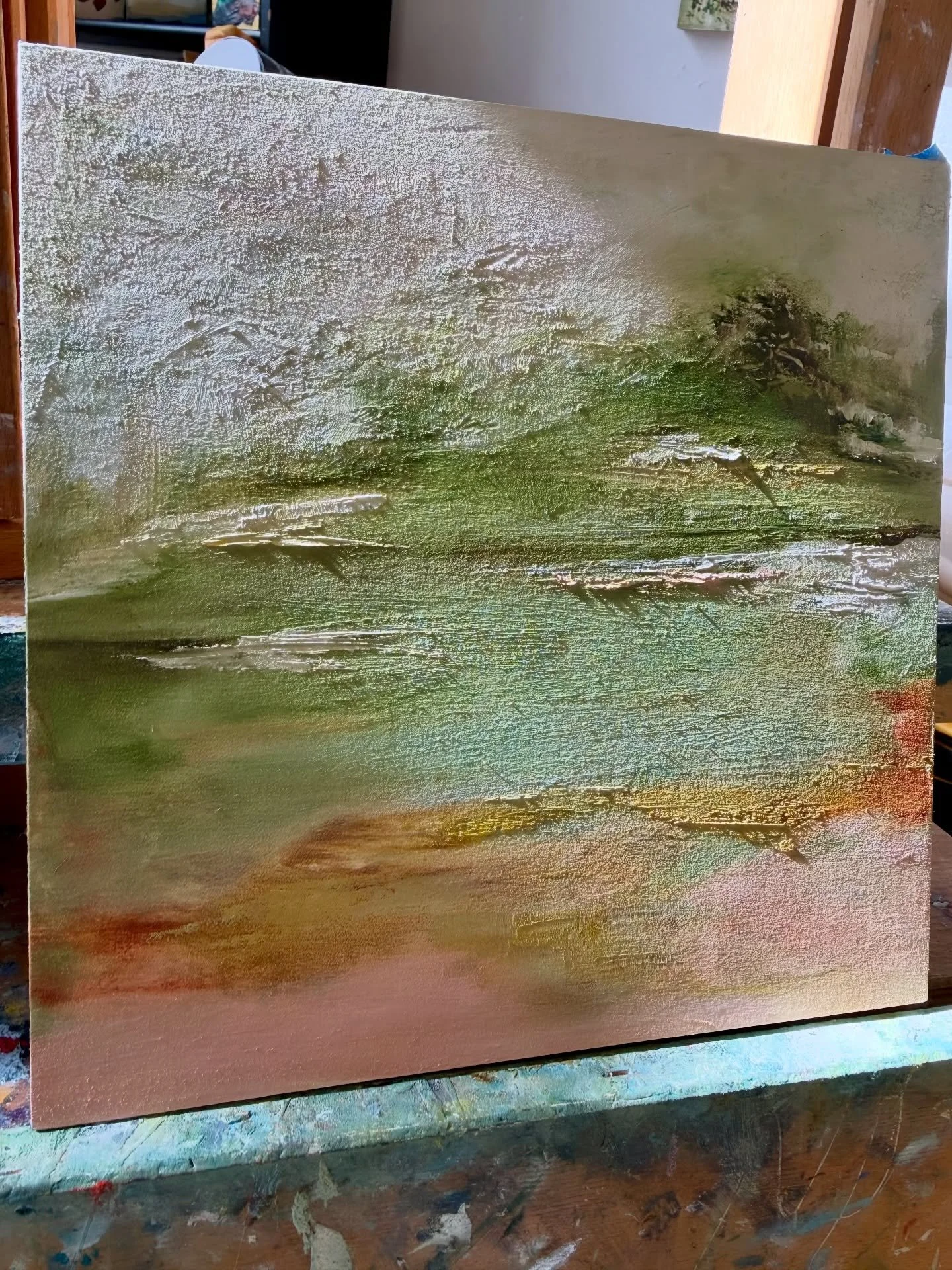 snow day = studio day
(&hellip;well, maybe not yesterday)

came in to see this basking in the light on the easel; none of this texture was visible in the pics I took yesterday :)

#studioday
#newwork
#texture
#abstractlandscape
#snowday
