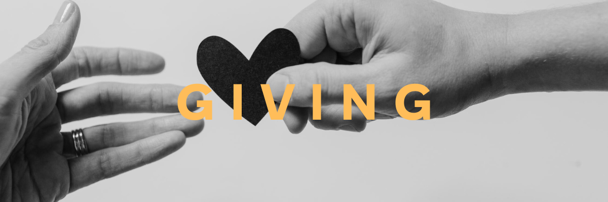 Elegant Summer Fashion Blog Banner Beige (4).png