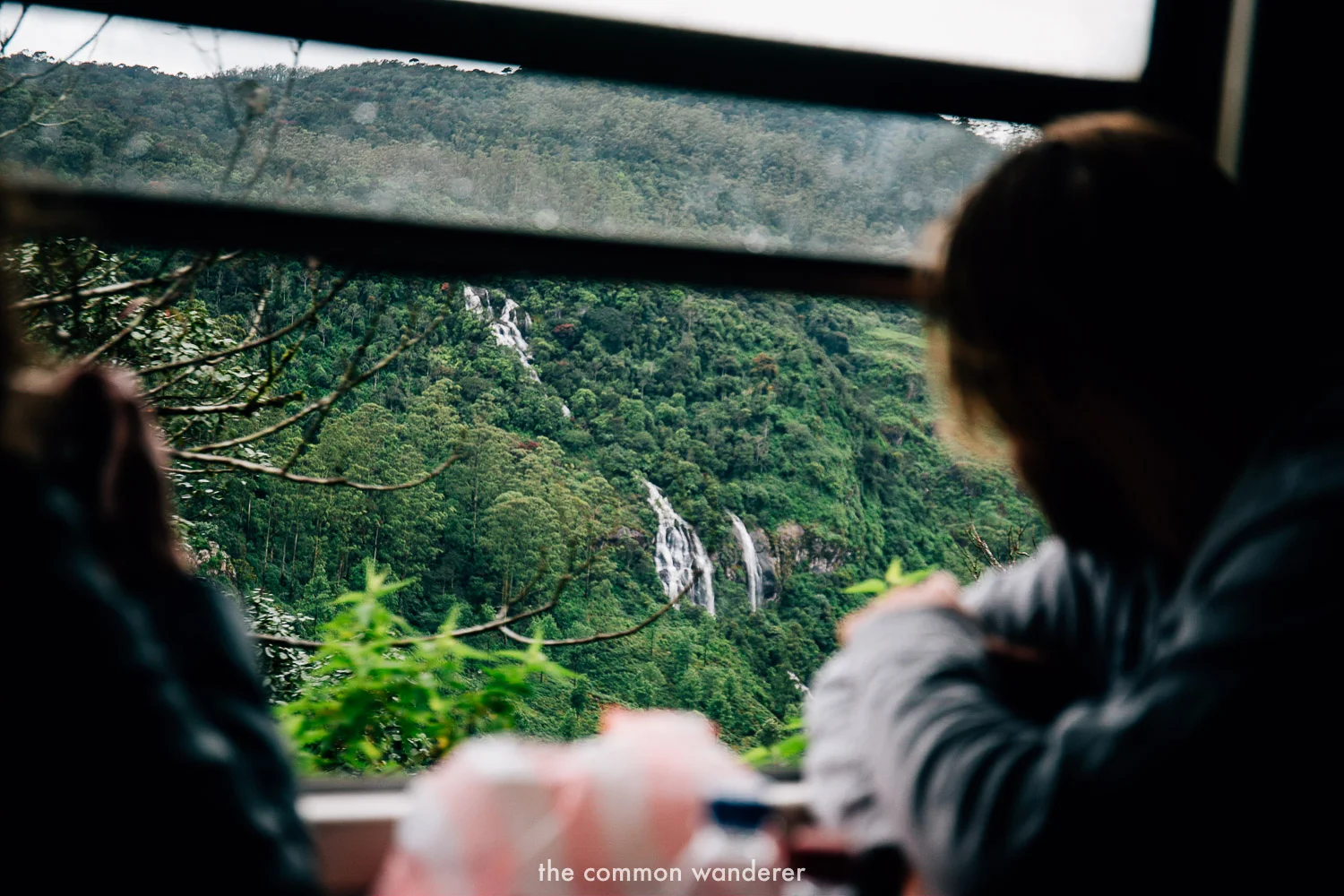 Always take the public transport in Sri Lanka - sri lanka travel tips