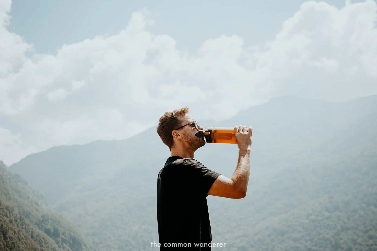 Using the Grayl Geopress while hiking in the Himalaya, Nepal