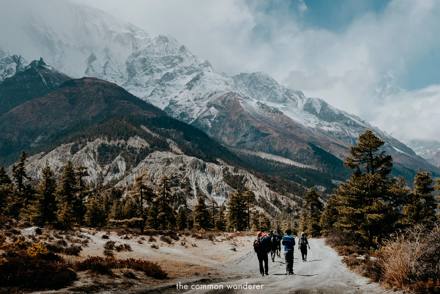 Nepal travel guide - best hiking options in Nepal