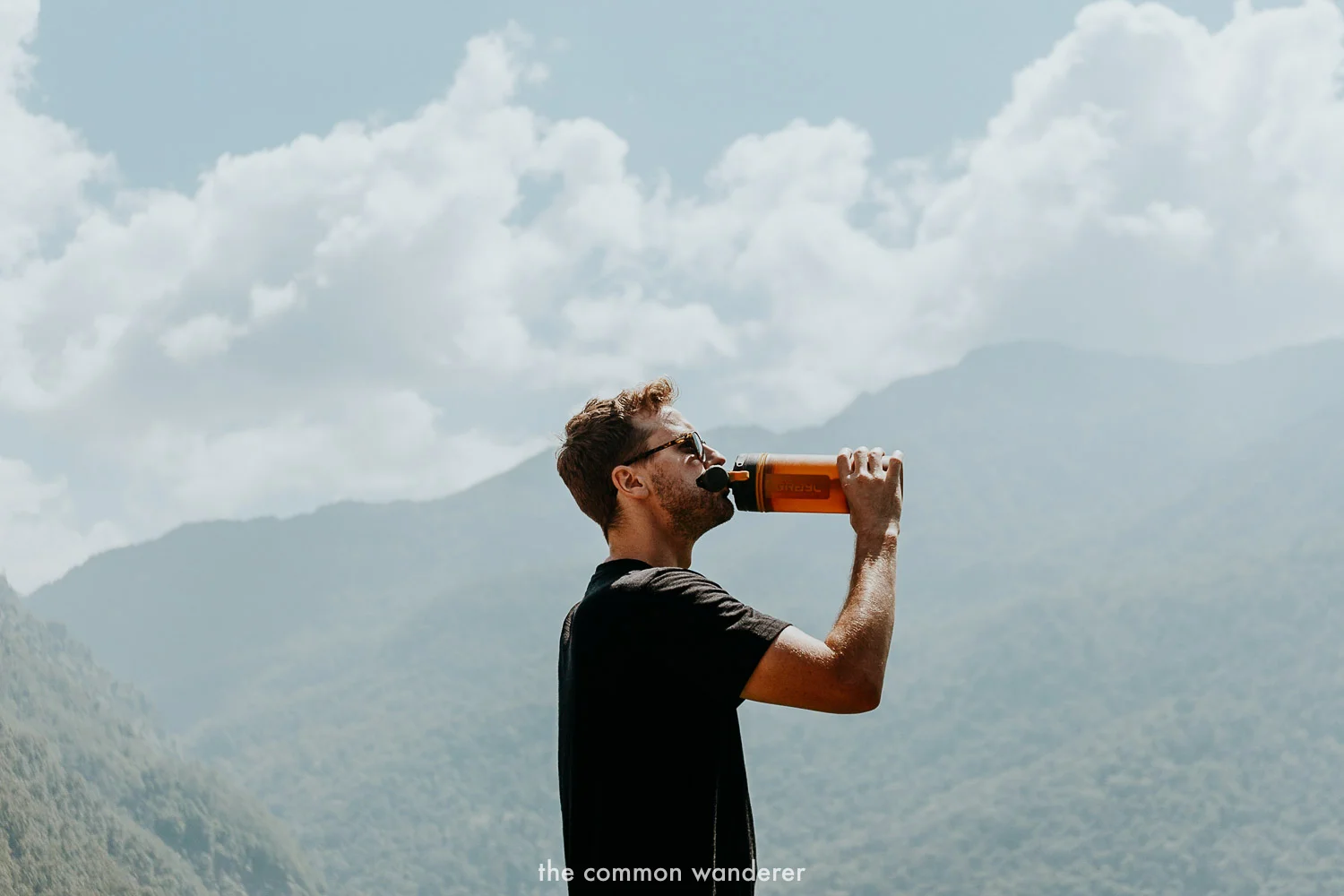 Ethical trekking in Nepal - Using your own filtration and purification bottle