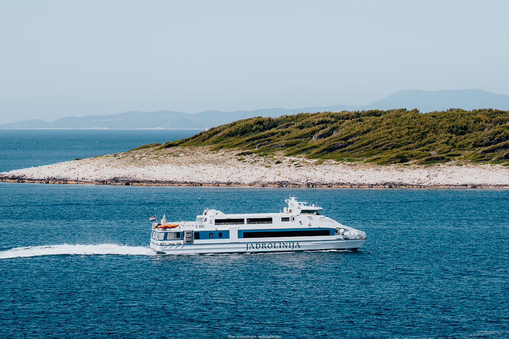 catamaran from split to hvar
