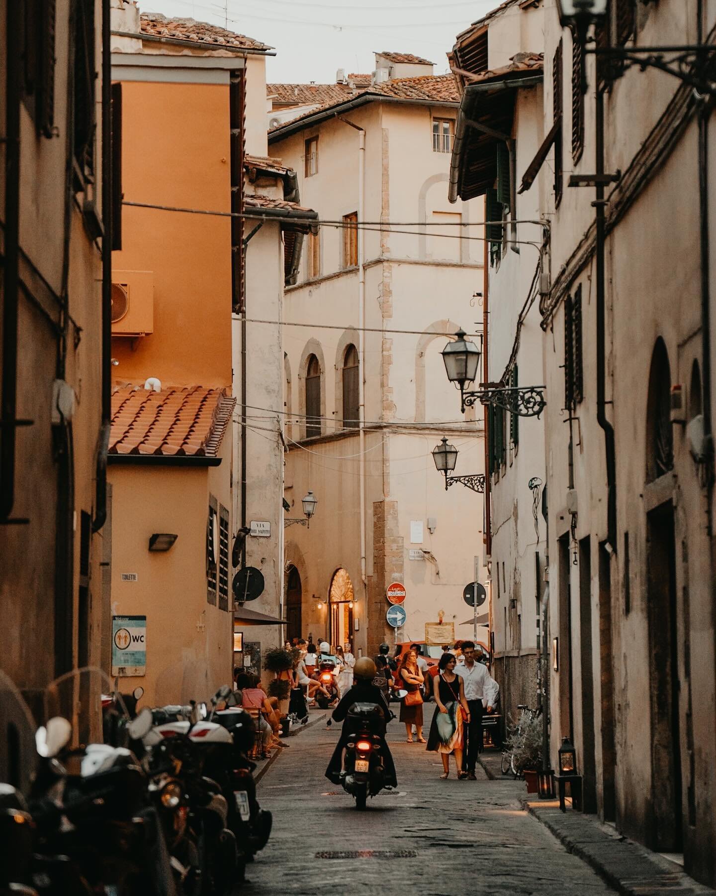 After a very long wait, we&rsquo;ve finally started releasing our Tuscany guides (just a few years late), featuring Florence, San Gimignano, and Pienza. 

They&rsquo;re super in depth, and feature some of our best photography ever, so if you&rsquo;re