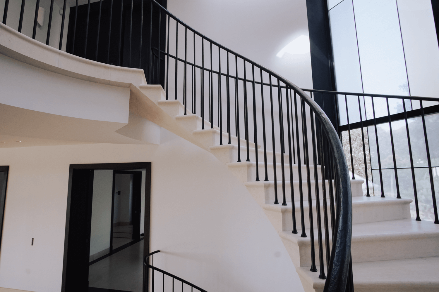 St-Tropez-The-Stonemasonry-Company-Post-Tension-Reinforced-Staircase-6.png