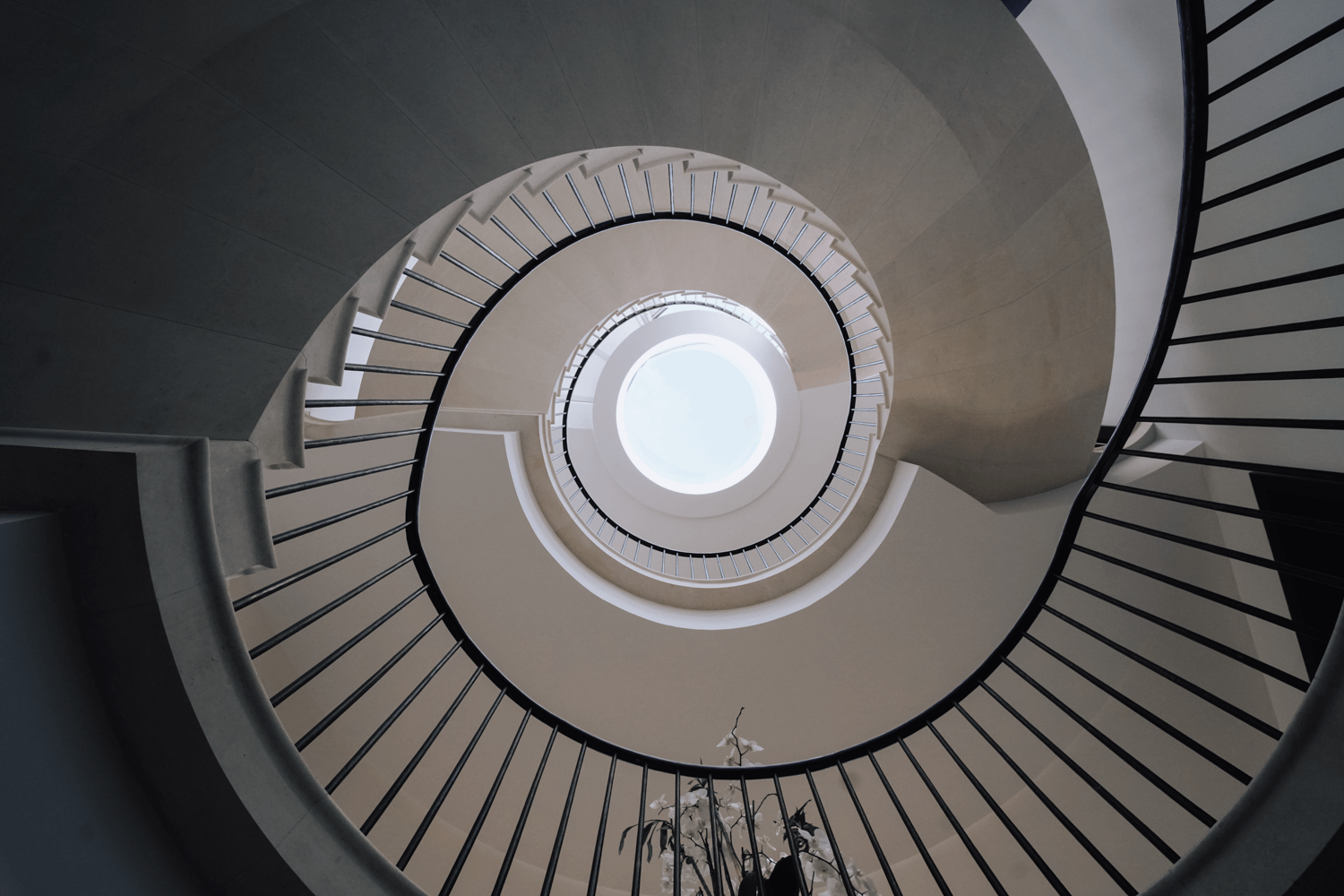 St-Tropez-The-Stonemasonry-Company-Post-Tension-Reinforced-Staircase-10.png