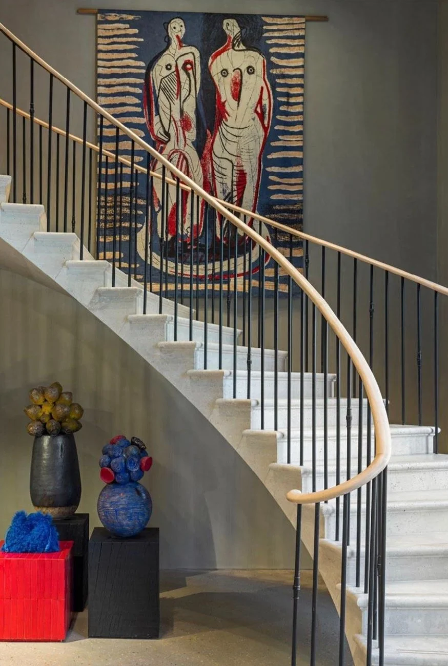 Loewe is Back on Avenue Montaigne!