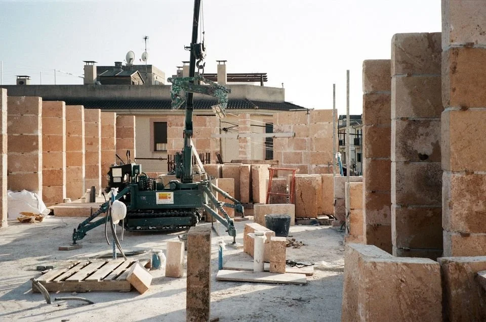 Form follows material? Stories of Building in Massive Stone Today