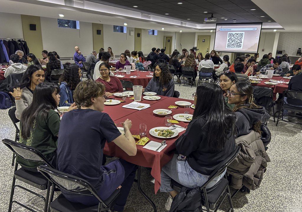 StudentDinnerrecent'-2.jpg