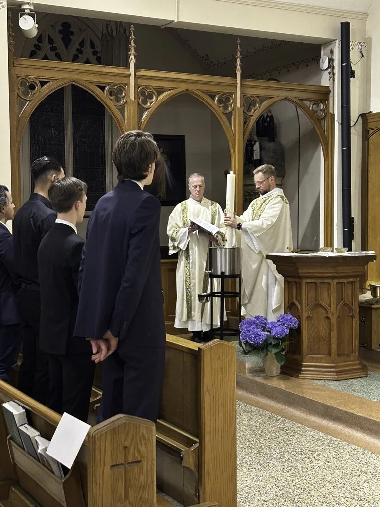 5 HolySaturday-12.jpg