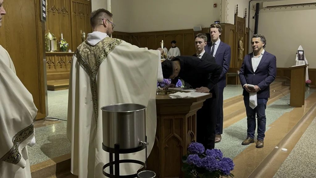 10 HolySaturday-10.jpg