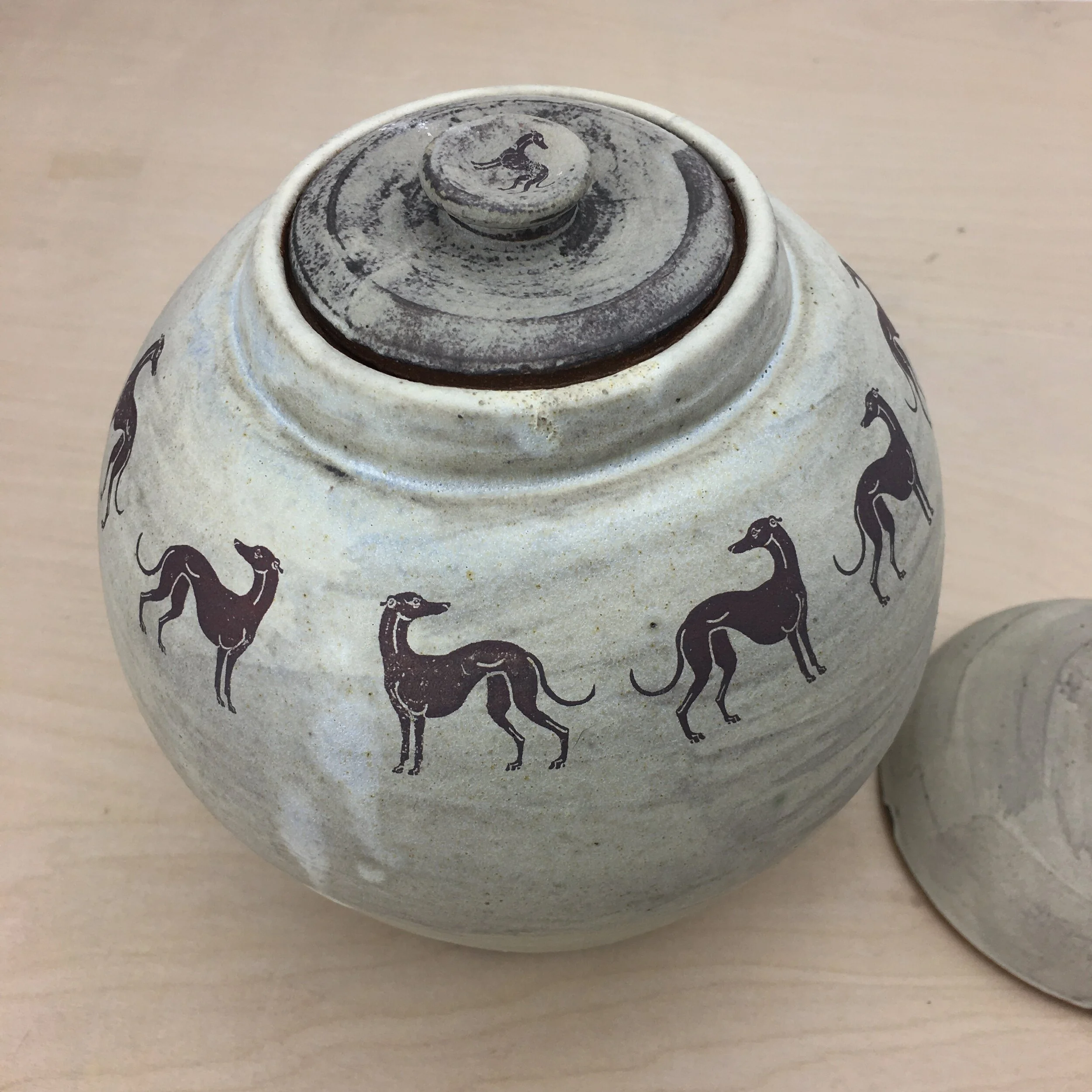 AB8ECA64-E4B9-4AA0-BDA8-B56752EE99F6