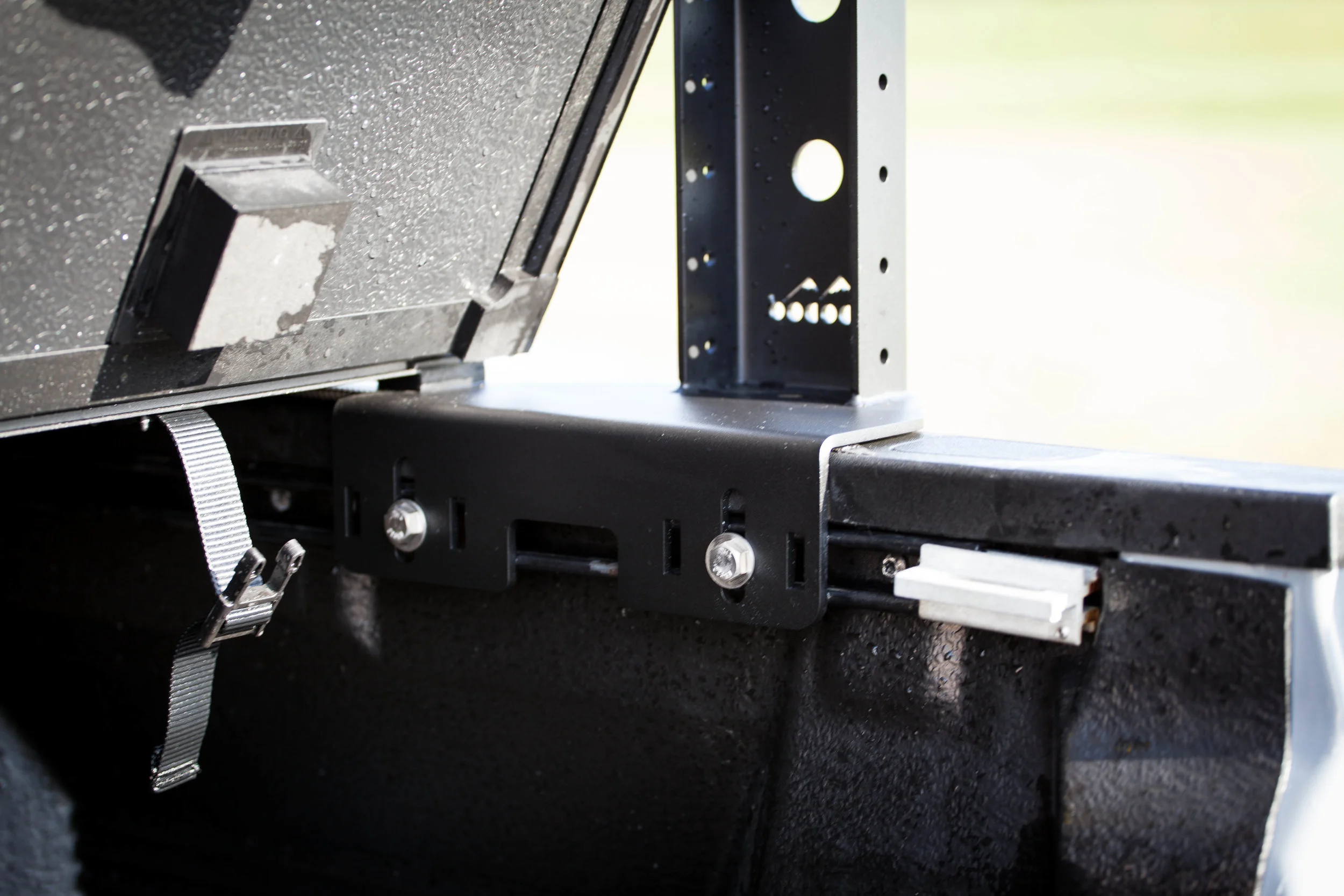 UTILITY RACK for TONNEAU COVERS (URTC), Fits Ford F-150 and Raptor ...