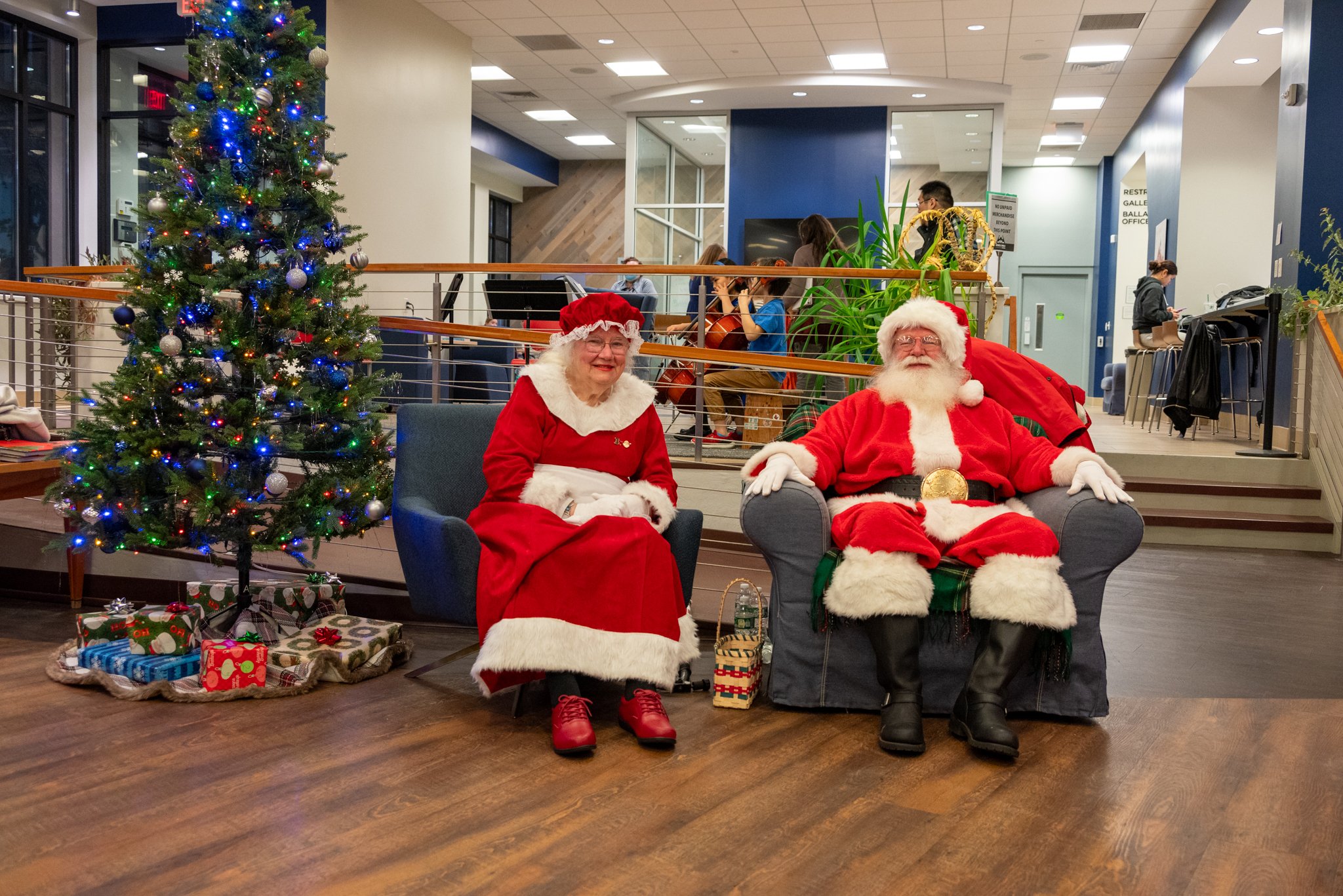 Santa and Mrs. Claus visited with friends at Barnes &amp; Noble UConn