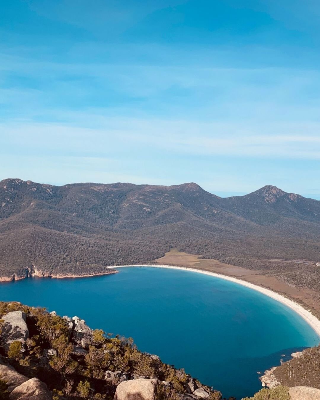 📍 Wineglass Bay, Tasmania

The wide world awaits you with Regent Seven Seas Cruises 🌎. Save 50% on select sailings to Australia, New Zealand, Antarctica, and more when you book between now and June 30th. #TravelBetter #Regent #Cruises #RegentSevenS