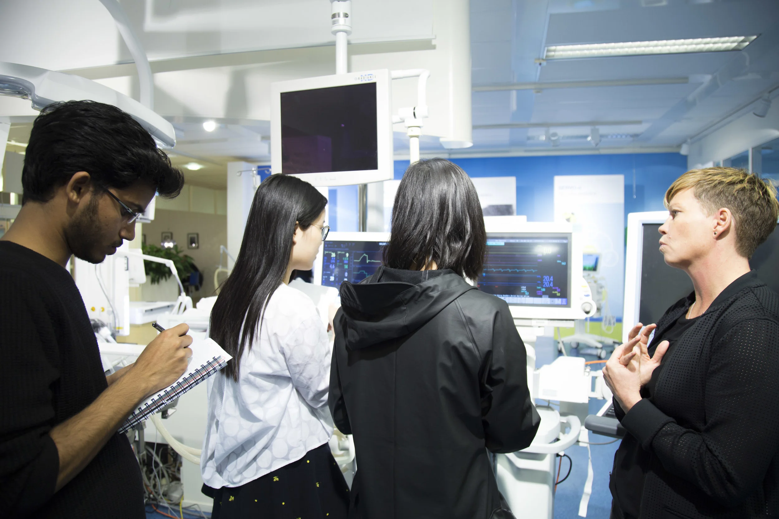 Detailed overview functioning of anesthesia interface and controls from the design team.