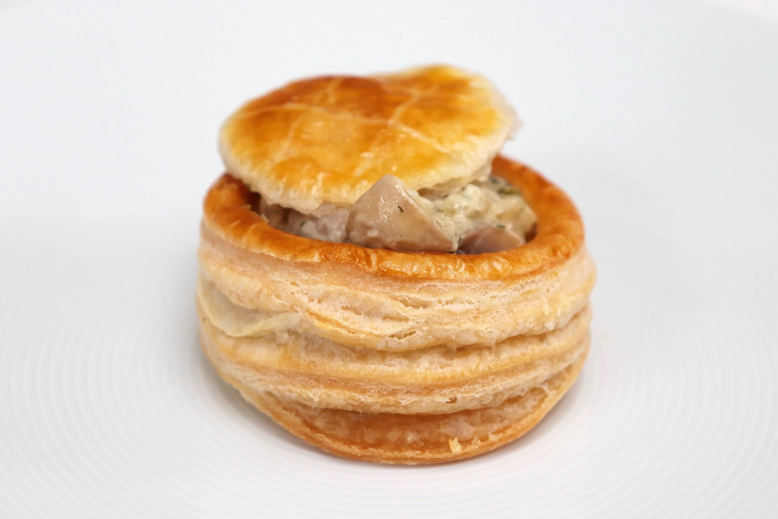 Bouchée filled with herby mushrooms