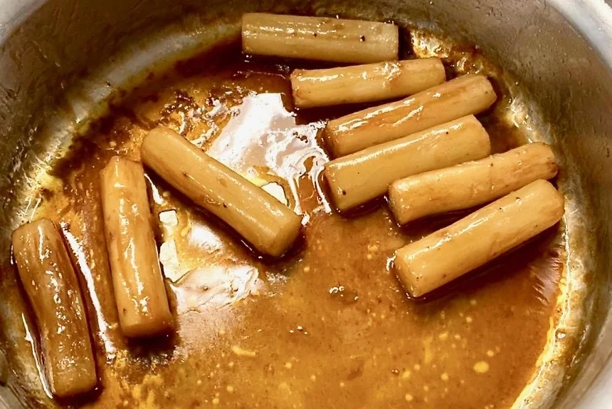 Salsify glazed in brown chicken stock