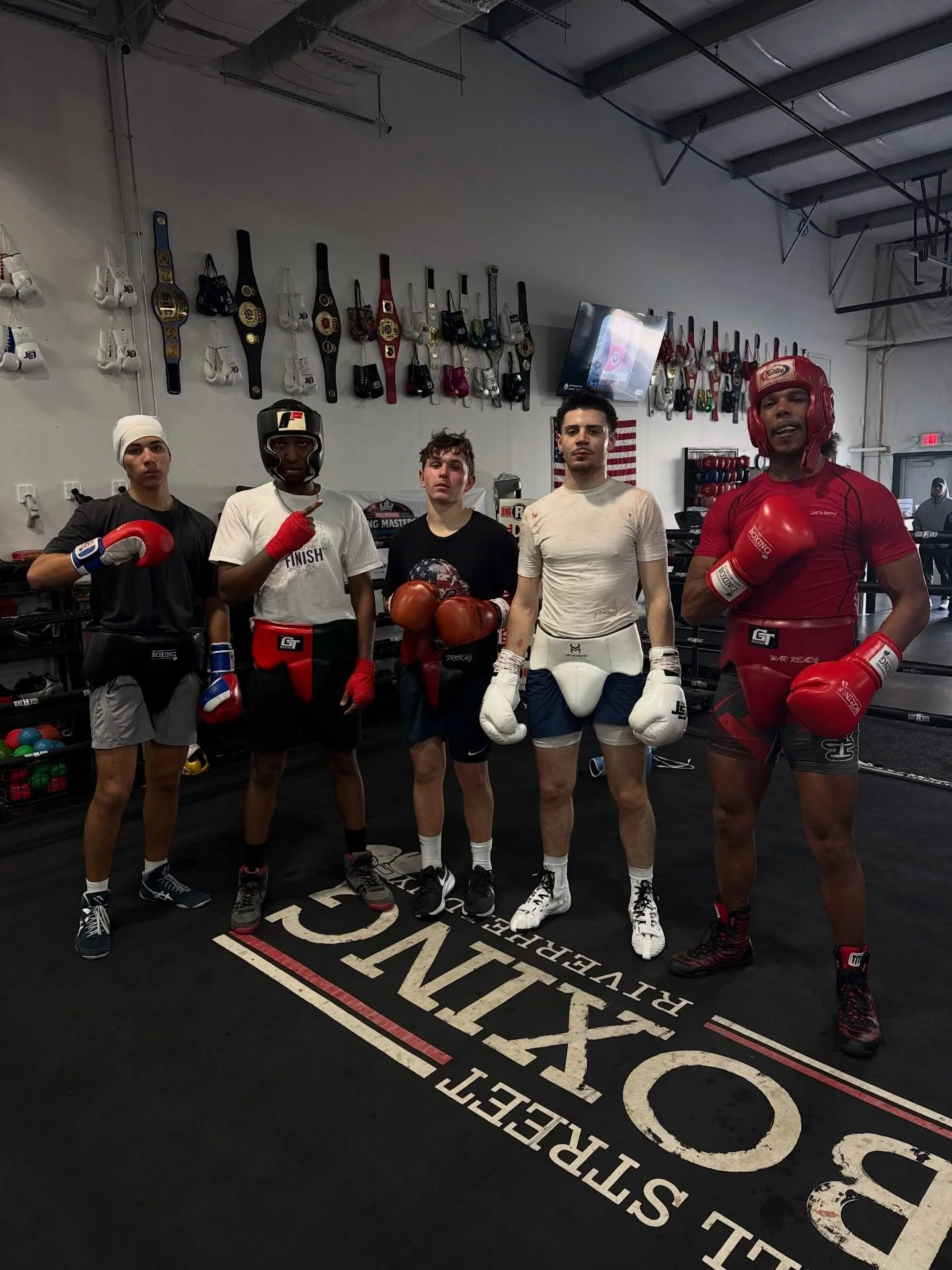 Take your boxing skills to the next level! DM @grantkeelan @mike_webster89 for info on private sparring sessions. If you've been putting in the effort and are ready for a real challenge, message us and we'll invite you to a match in a safe and contro