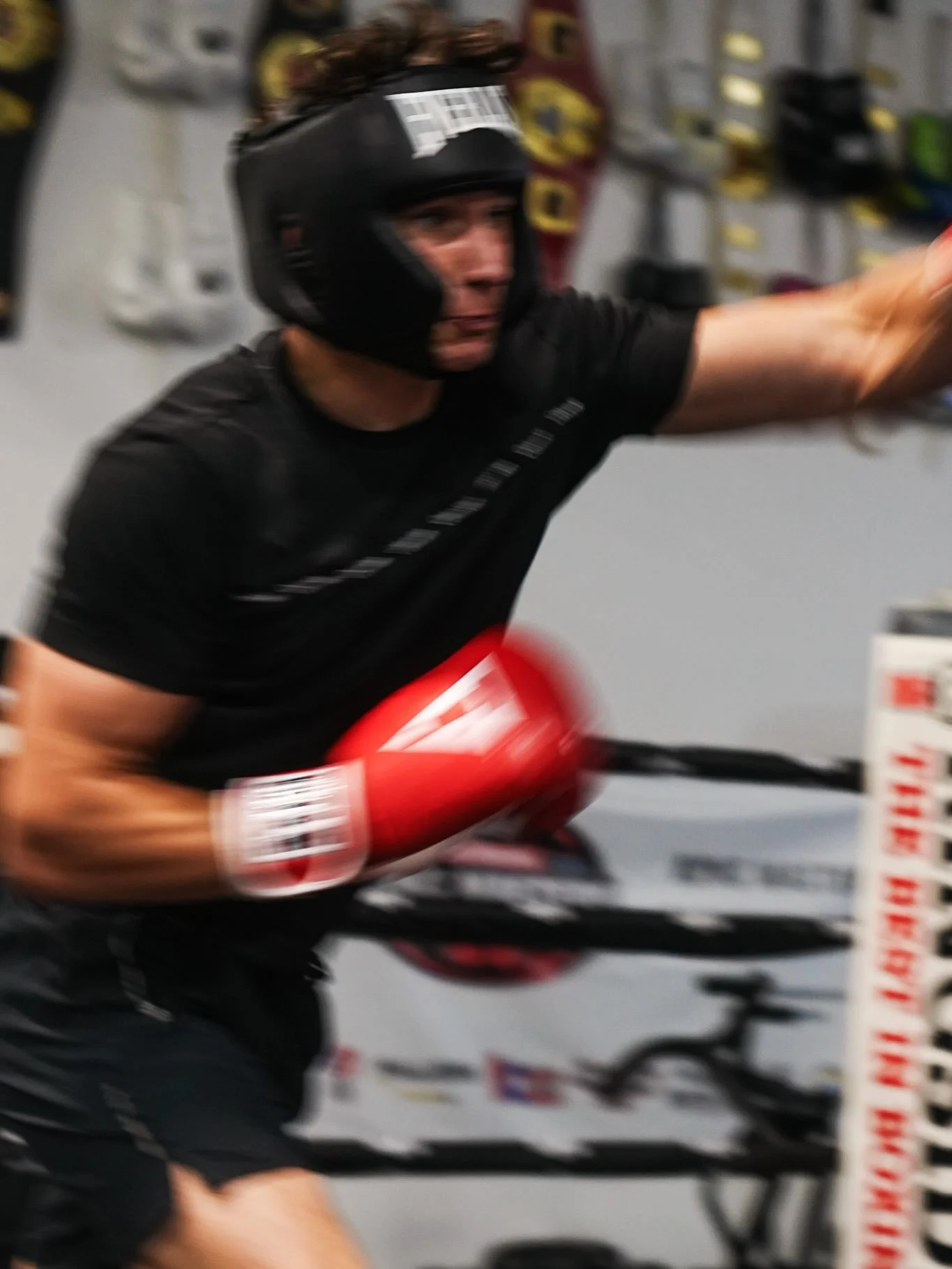 🥊 Looking to start sparring?

Hill Street Boxing Riverhead now offers THREE different opportunities every week to get in the ring and build real experience.

📅 Mondays &ndash; Fighting Concepts &amp; Applications with Coach Irakli
Learn advanced te
