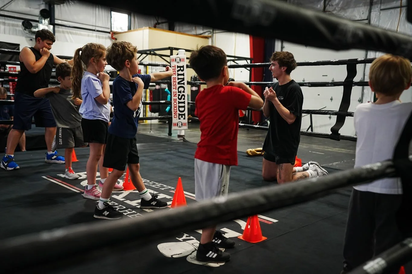 🥊 A workout for the whole family.

Drop your child into Kids Boxing while you get your own workout in. Confidence, fitness, and fun for them. Stress relief and fitness for you. 👊

📍 Riverhead
Wed 5:30 PM | Sat 9:30 AM

📍 Southampton
Sun 10:45 AM
