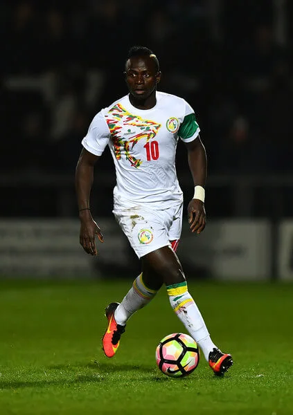 Sadio Mane of Senegal runs with the ball during the International Friendly match between Nigeria and Senegal at The Hive on March 23, 2017 in Barnet, England. (March 22, 2017 - Source: Dan Mullan/Getty Images Europe)