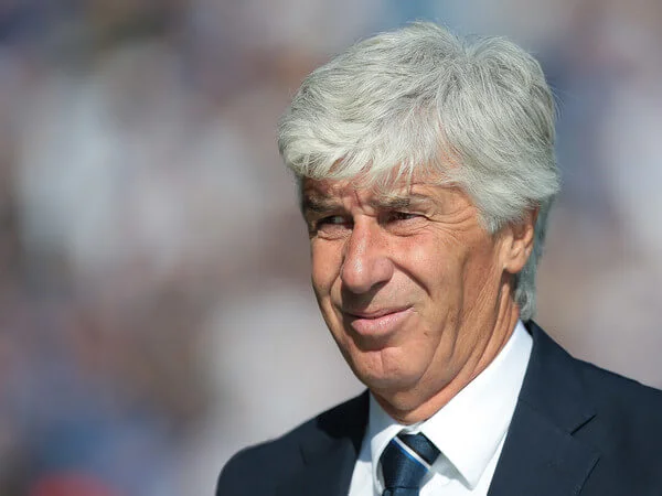 Atalanta BC coach Gian Piero Gasperini looks on during the Serie A match between Atalanta BC and UC Sampdoria at Stadio Atleti Azzurri d'Italia on October 7, 2018 in Bergamo, Italy. (Oct. 6, 2018 - Source: Emilio Andreoli/Getty Images Europe)
