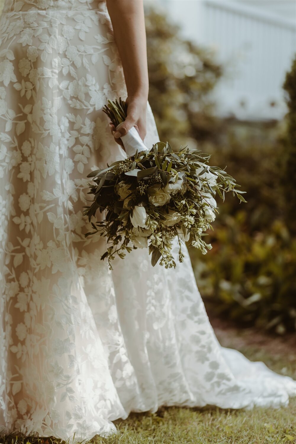 Lilly-Logan-intimate-wedding-Richmond-VA-Backyard-WeddingDT1A0306.jpg