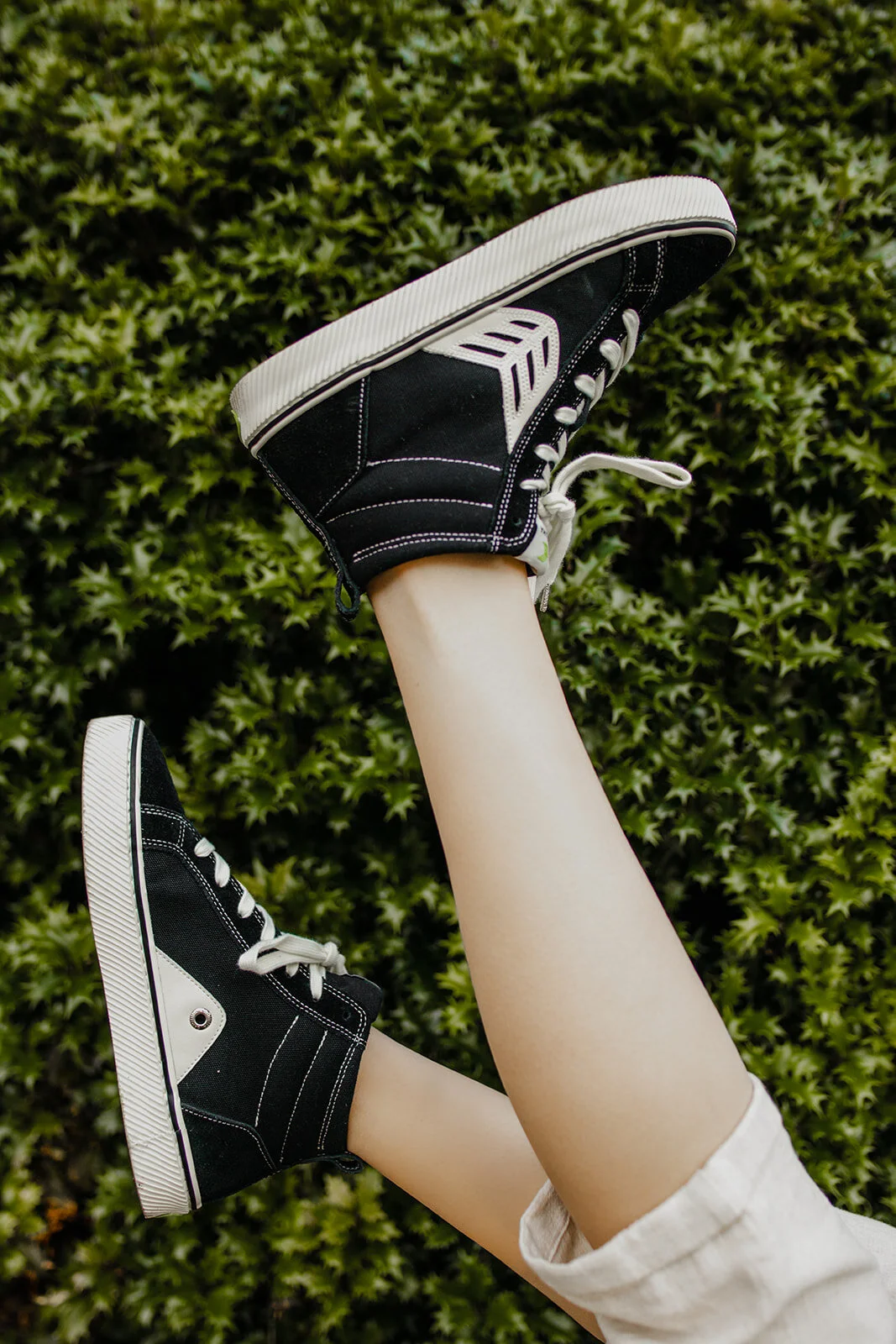 Cariuma Shoes 