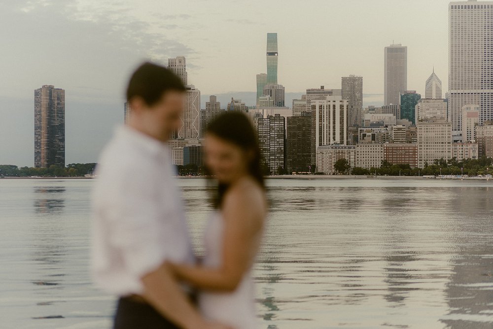 RYAN-KATHLEEN-ENGAGEMENT-SESSION-CHICAGO-ILLINOIS-THE-GERNANDS-PHOTOGRAPHY.jpgDT1A0060.jpg
