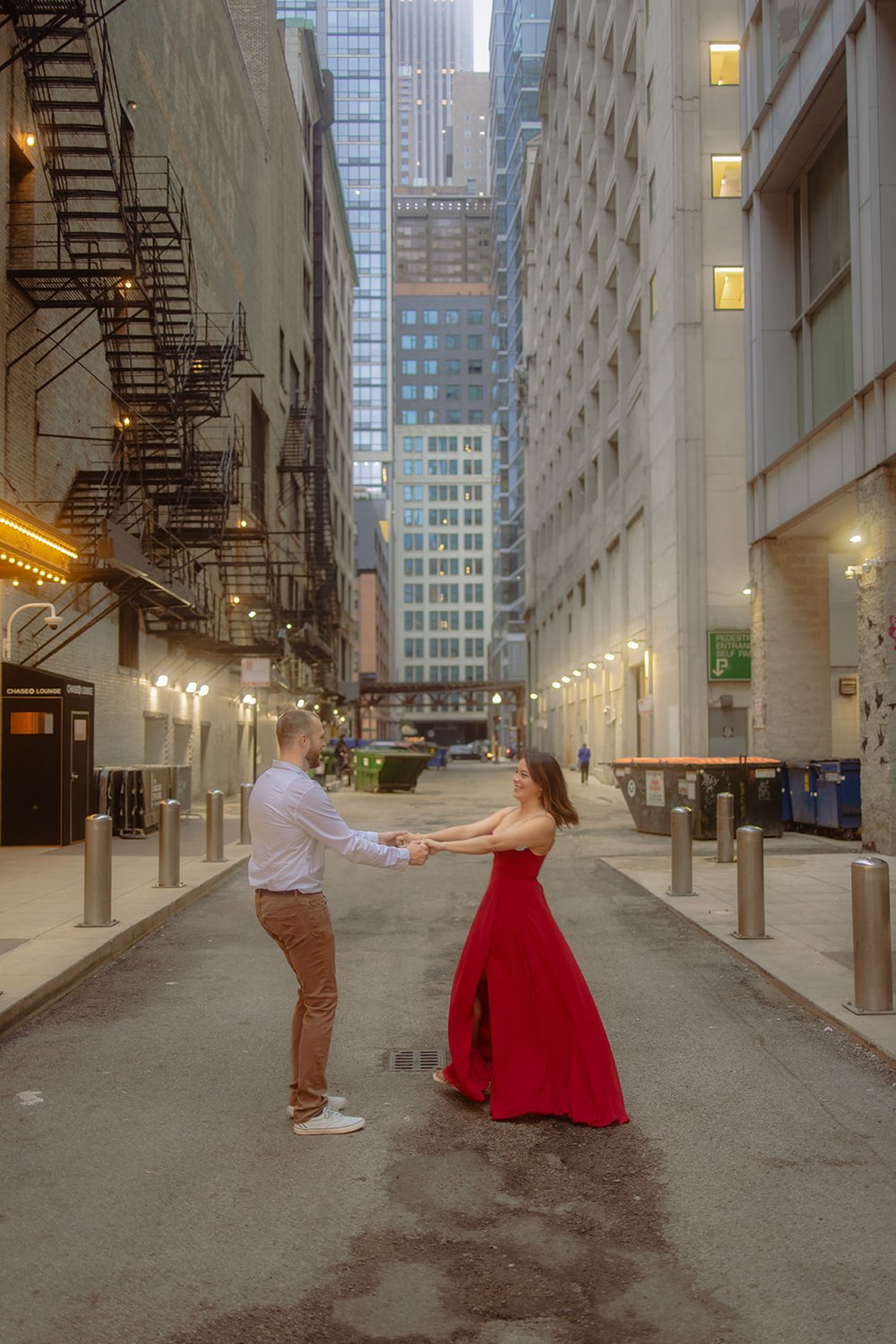 DT1A0331 MICHAEL-AND-STEPHANIE-CHICAGO-ILLINOIS-COUPLES-THE-GERNANDS.jpg