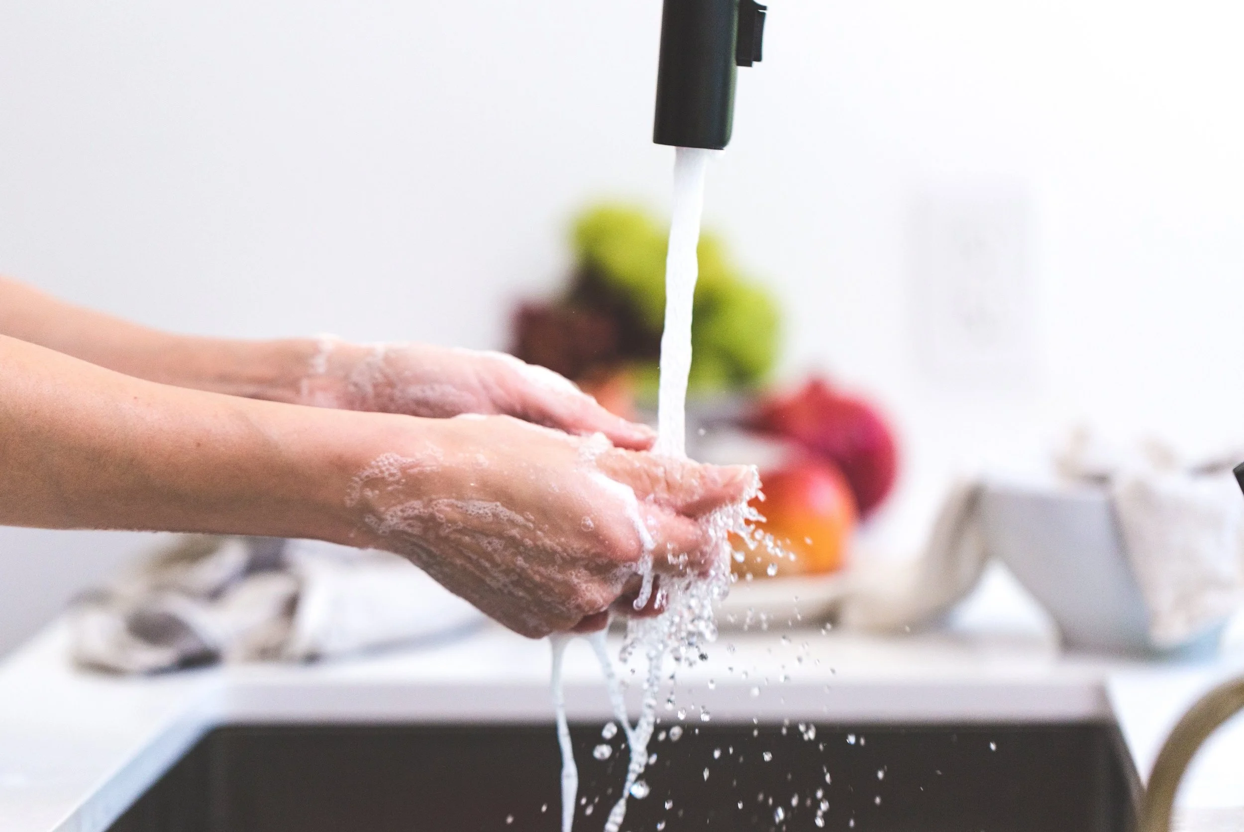 cleaning-cooking-hands-545013.jpg