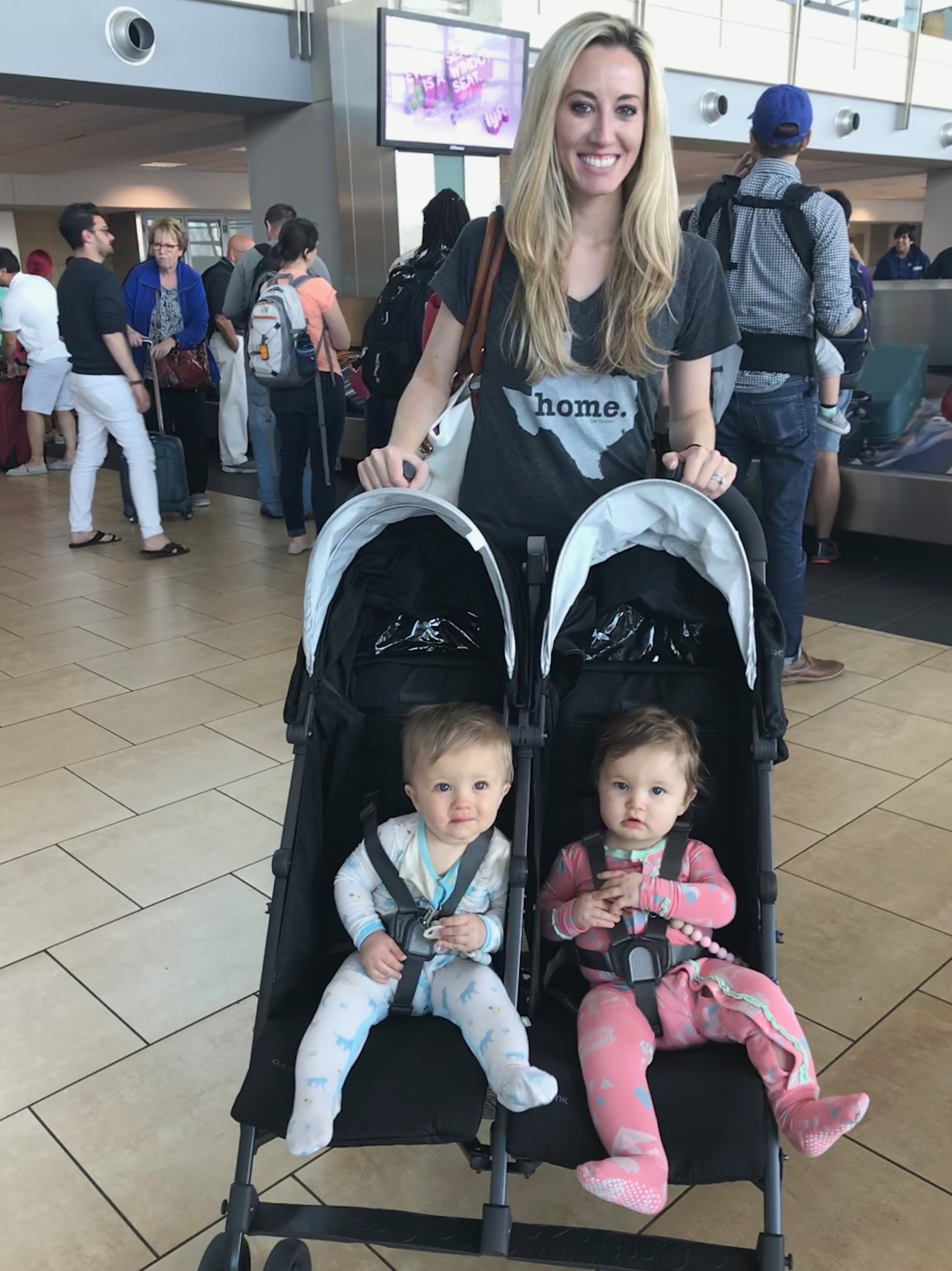 side by side stroller that fits through doors