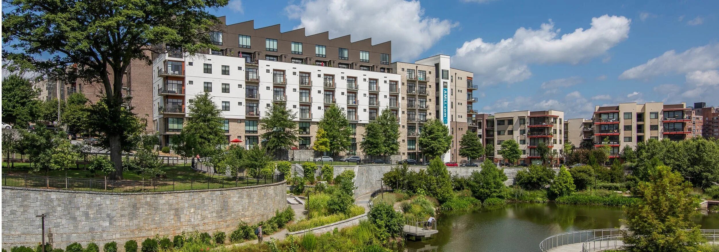 752af61cac9db3e78b5237dcaf4b23c85f1520b2_old-4th-ward_exterior_water-view-1.jpg