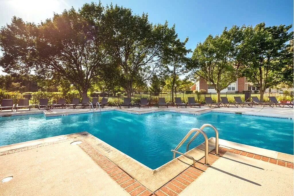 Apartments_For_Rent_-_Park_Meadows_-_IL-13.jpg