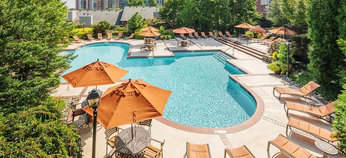 2tysonscorner_pool-min.jpg