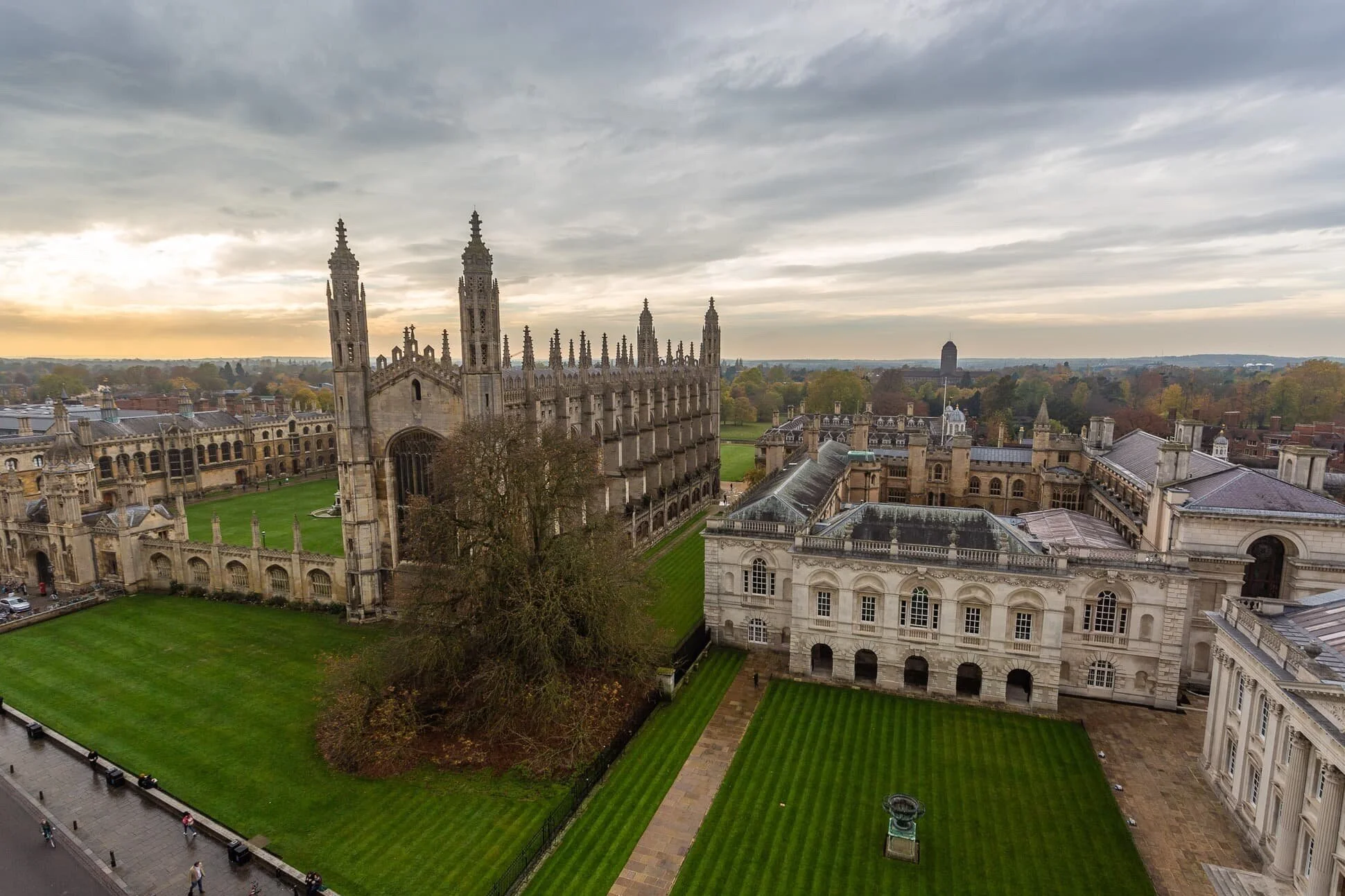 Great-St.-Marys-Church-Cambridge_by_Laurence-Norah-5.jpg