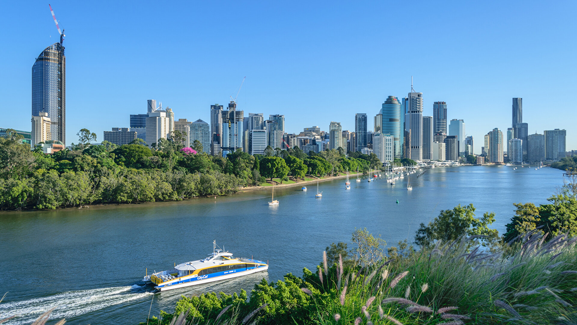 Brisbane_Australia_Houses_Rivers_Riverboat_536470_1920x1080.jpg