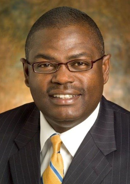 Headshot+George+davis.jpg