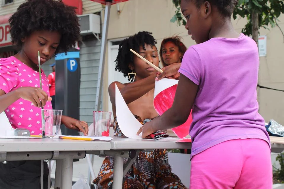 Museum Hue Outdoor Arts Workshop in Brooklyn