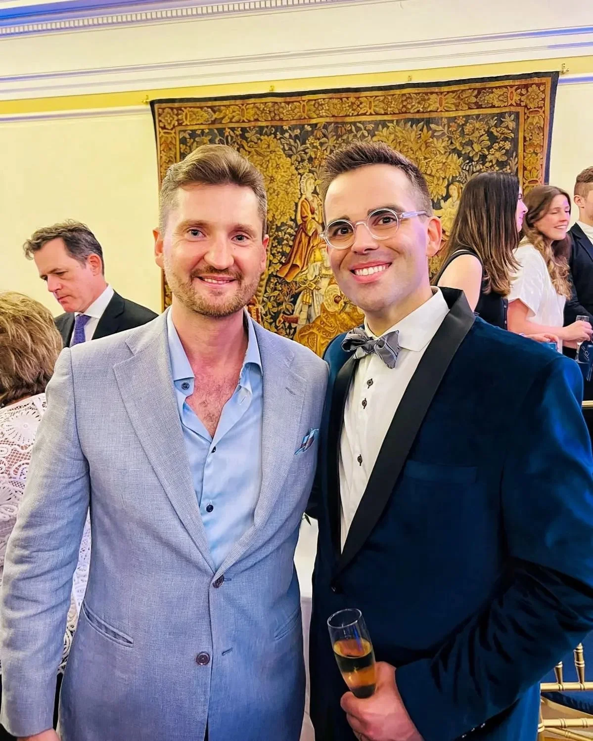 🎻Max Beitan @maxbeitan with Mr Mastermind 🪄Luke Frazier @lukefraziermusic - conductor, @theamericanpops founder, pianist and wonderful person after an unforgettable performance at the 75th anniversary of NATO celebration. 

#lukefrazier #maxbeitan 
