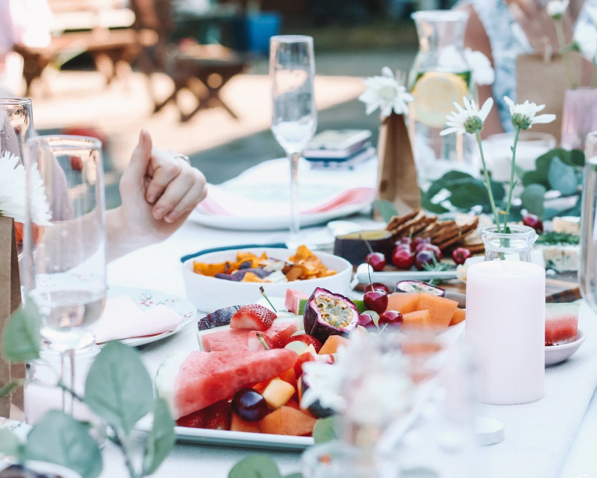 Women's Ministry "Dine around Dinners"